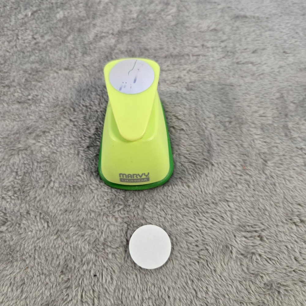 Marvy Uchida Clever Lever Paper Punch 1 Inch Circle Lime Green Scrapbooking Tool